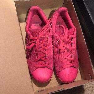 Pink superstar adidas